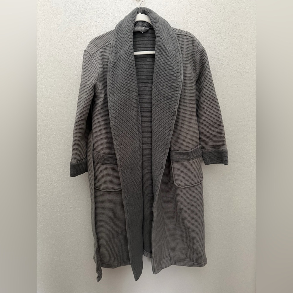 Cozy Earth Waffle Bath Robe Charcoal Gray Unisex XS Bamboo Viscose Luxury Spa - Picture 4 of 8